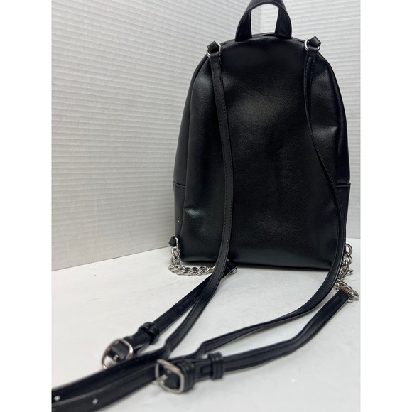 Sale !! VICTORIA'S SECRET
Mixed Chevron Small Backpack - Picture 8 of 13